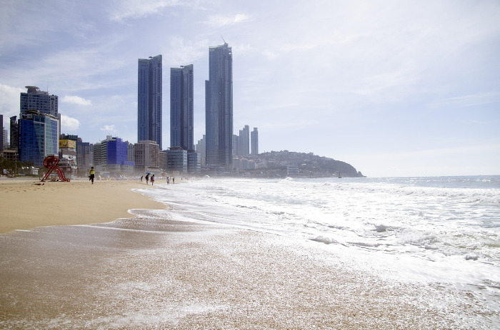 haeundae-beach-4428975_1280.jpg
