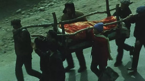 들것 위의 치우쥐.jpg