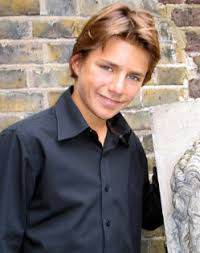 젊은 다니엘.jpg