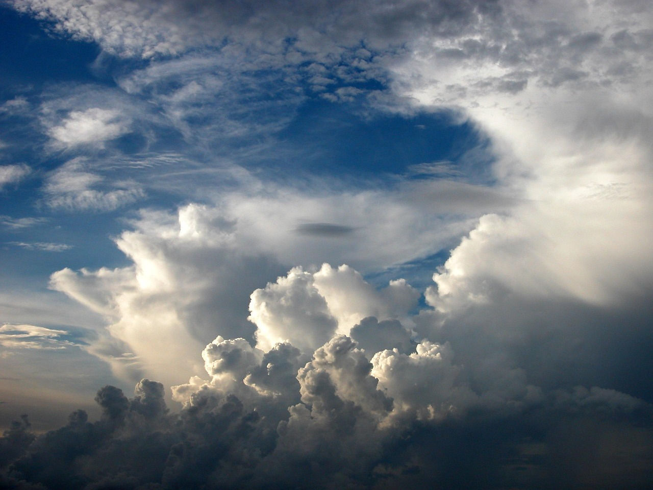 cumulus-499176_1280.jpg