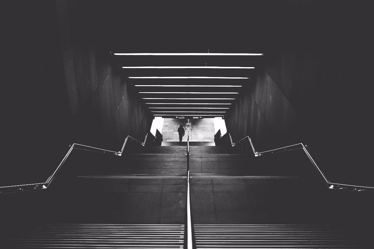 stairwell-918507_1920.jpg