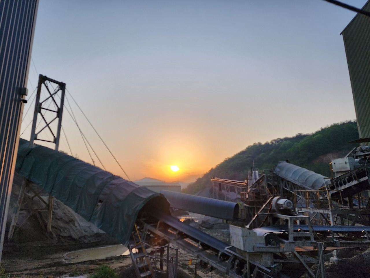 채석장 일출.jpg