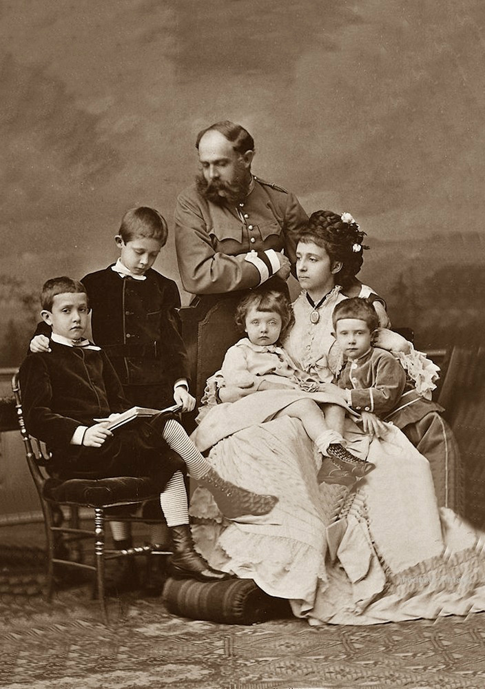 Archduke_Karl_Ludwig_of_Austria_and_his_family.jpg