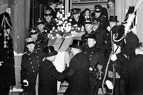 Funeral_of_Prince_Gustaf_Adolf%2C_Duke_of_V%C3%A4sterbotten.jpg