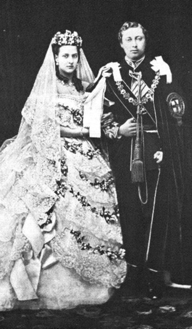 King_Edward_VII_and_Queen_Alexandra_-_Wedding_-1863.jpg