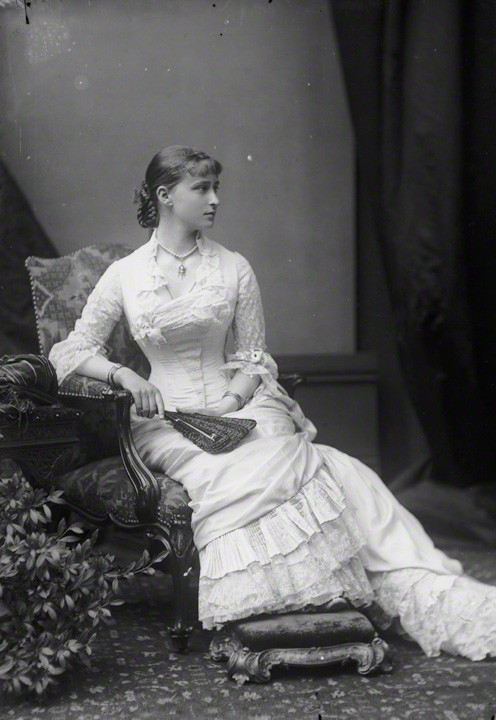 Princess_Elisabeth_of_Hesse_1878.jpg
