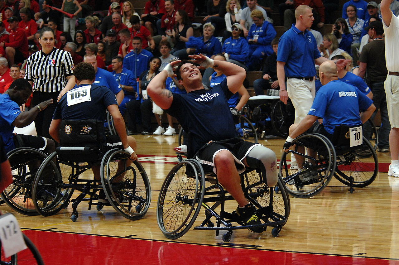 wheelchairs-79604_1920.jpg