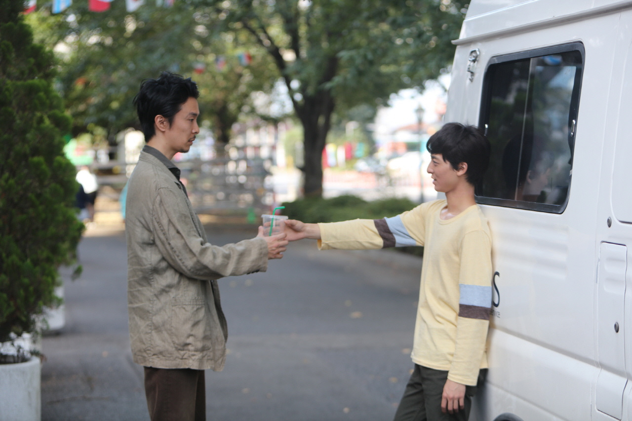 산책하는 침략자 1.jpg