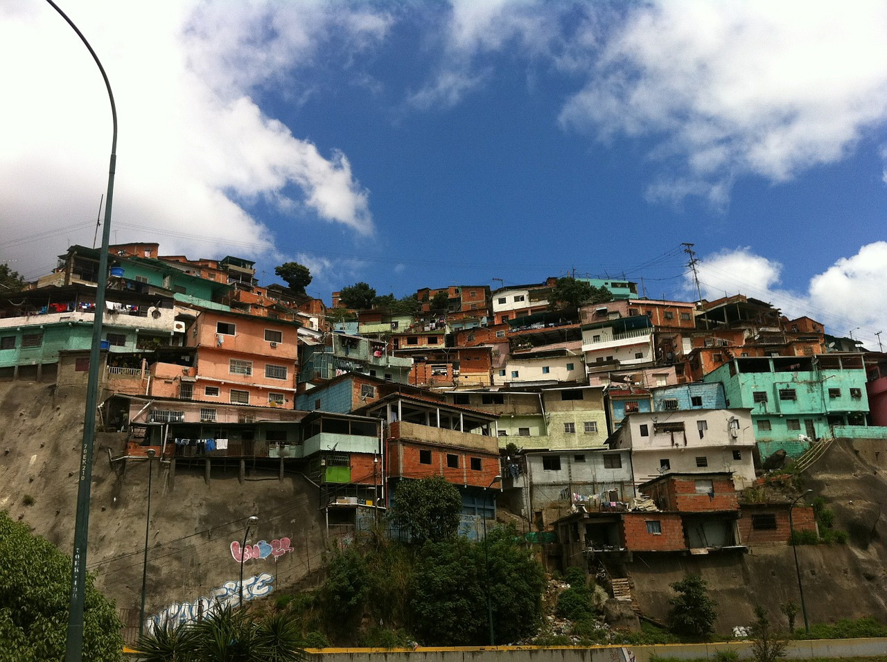 caracas-479685_1280.jpg