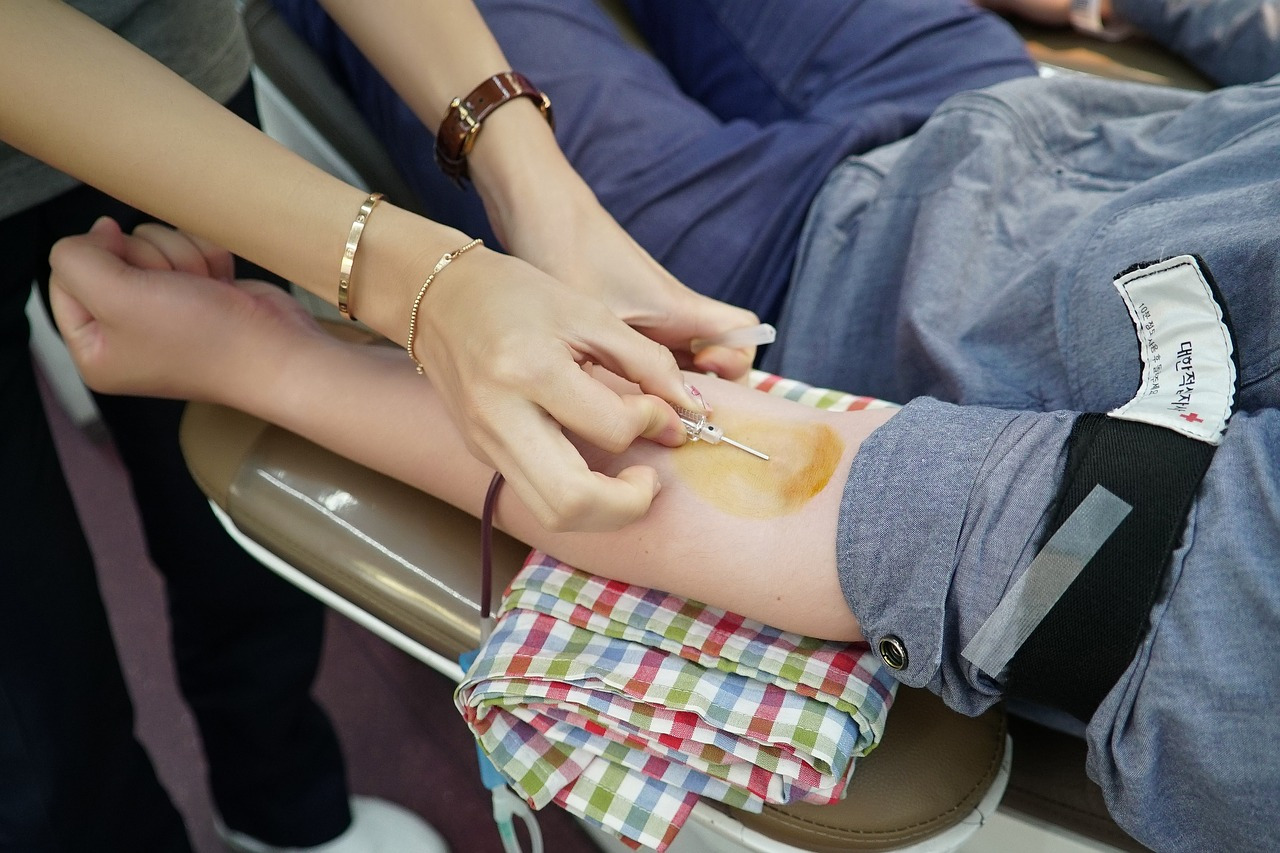 blood-donation-2603649_1280.jpg