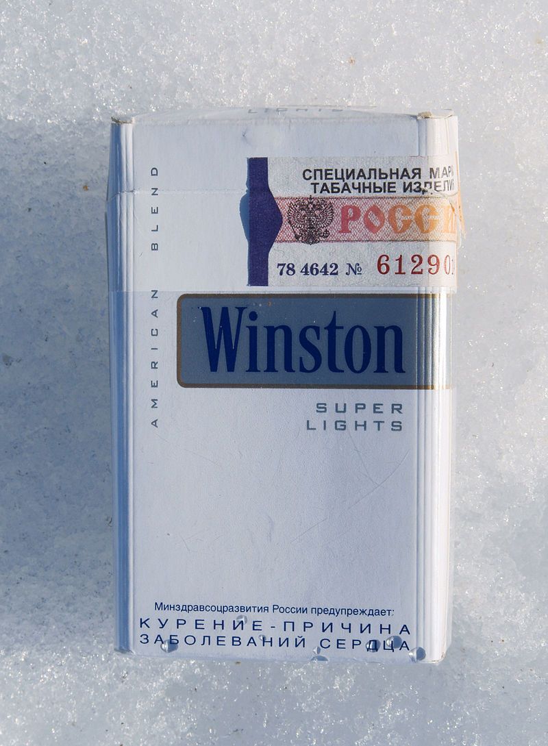 800px-Winston-trash (1).jpg