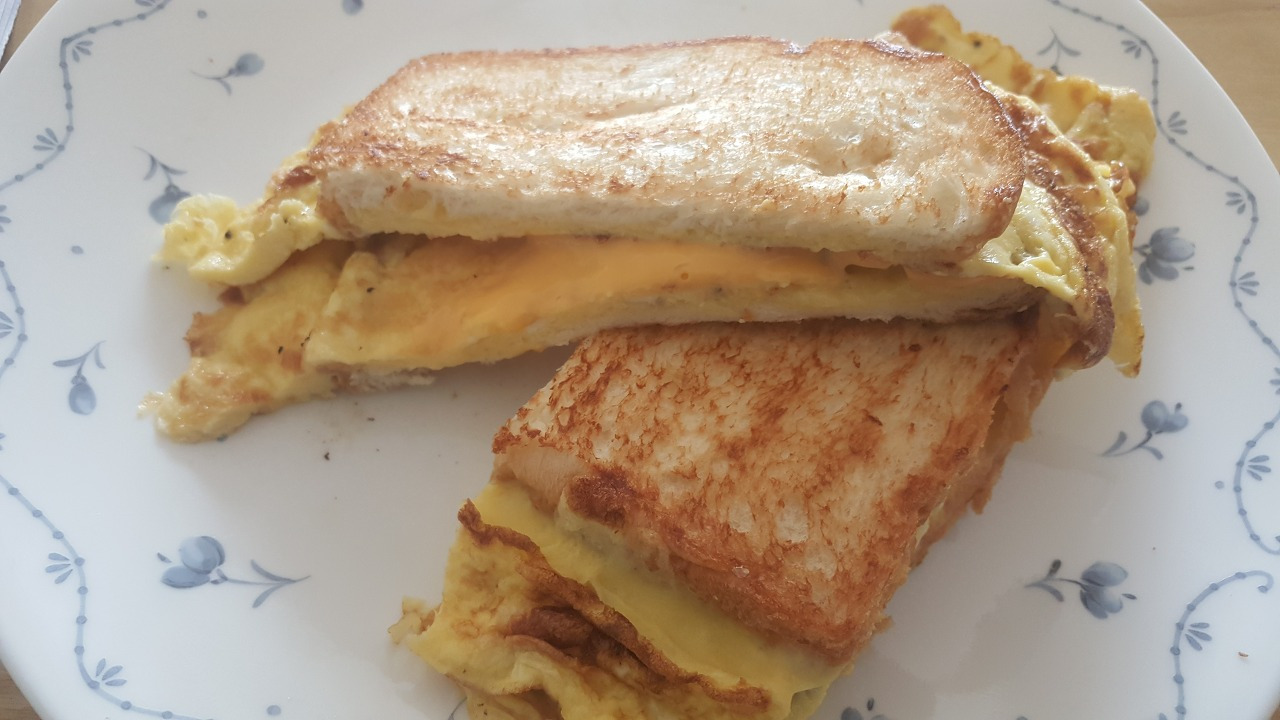 190. 치즈에그모닝토스트.jpg