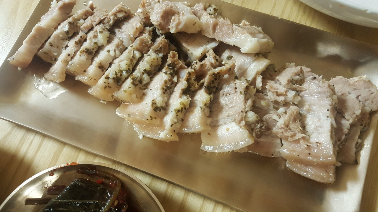 193. 마늘수육.jpg