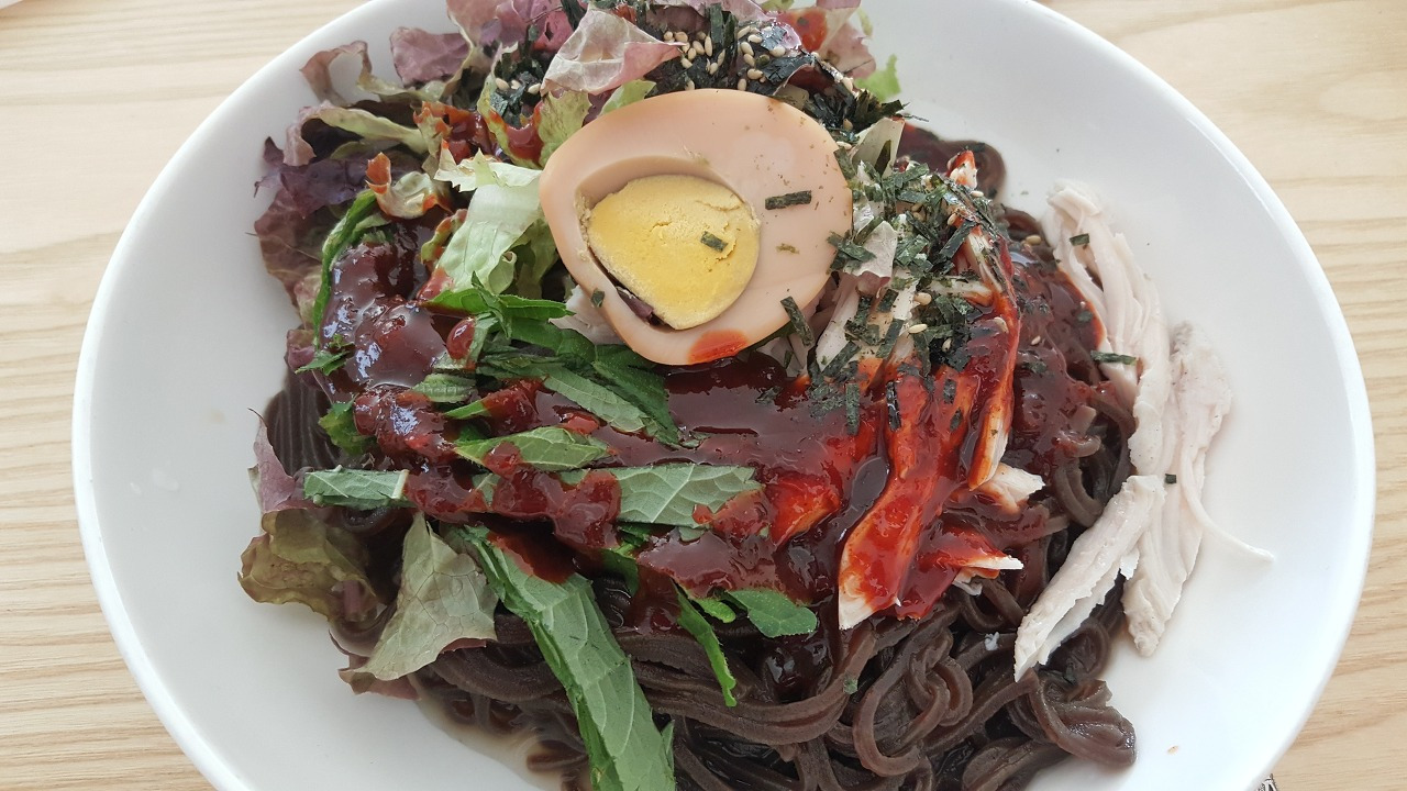 75. 도토리막국수.jpg