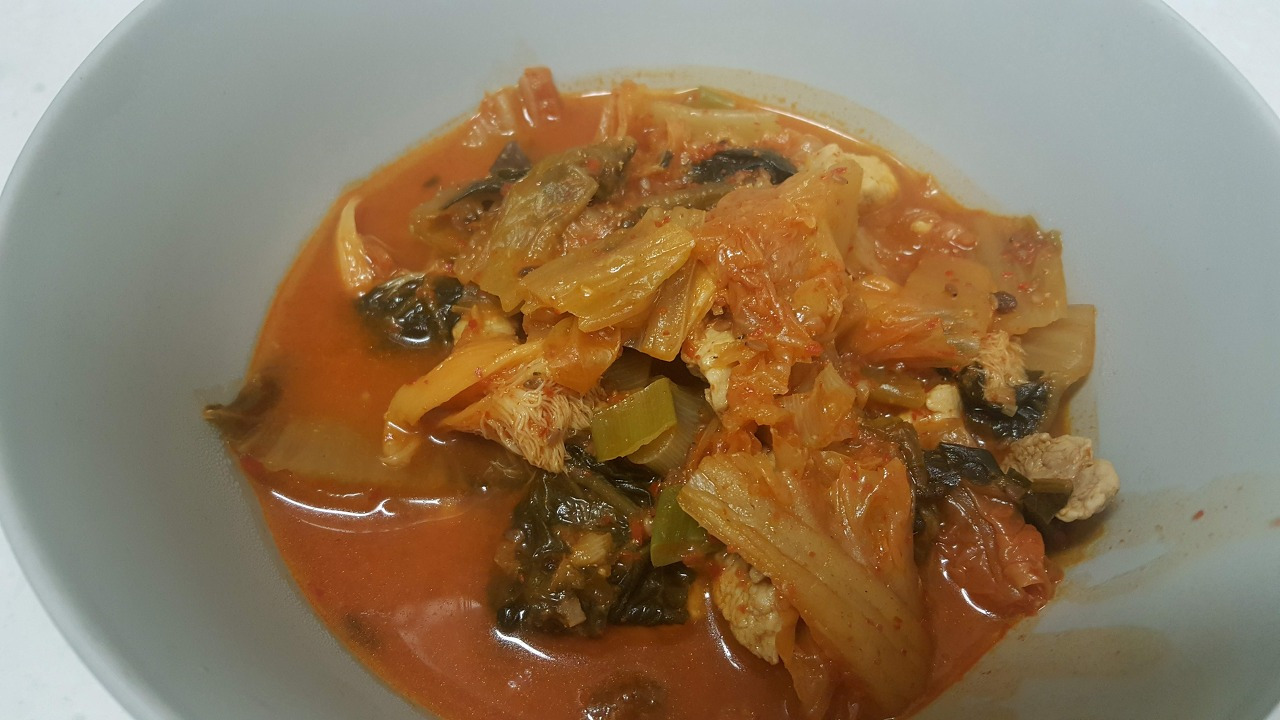 9. 돼지김치찌개.jpg