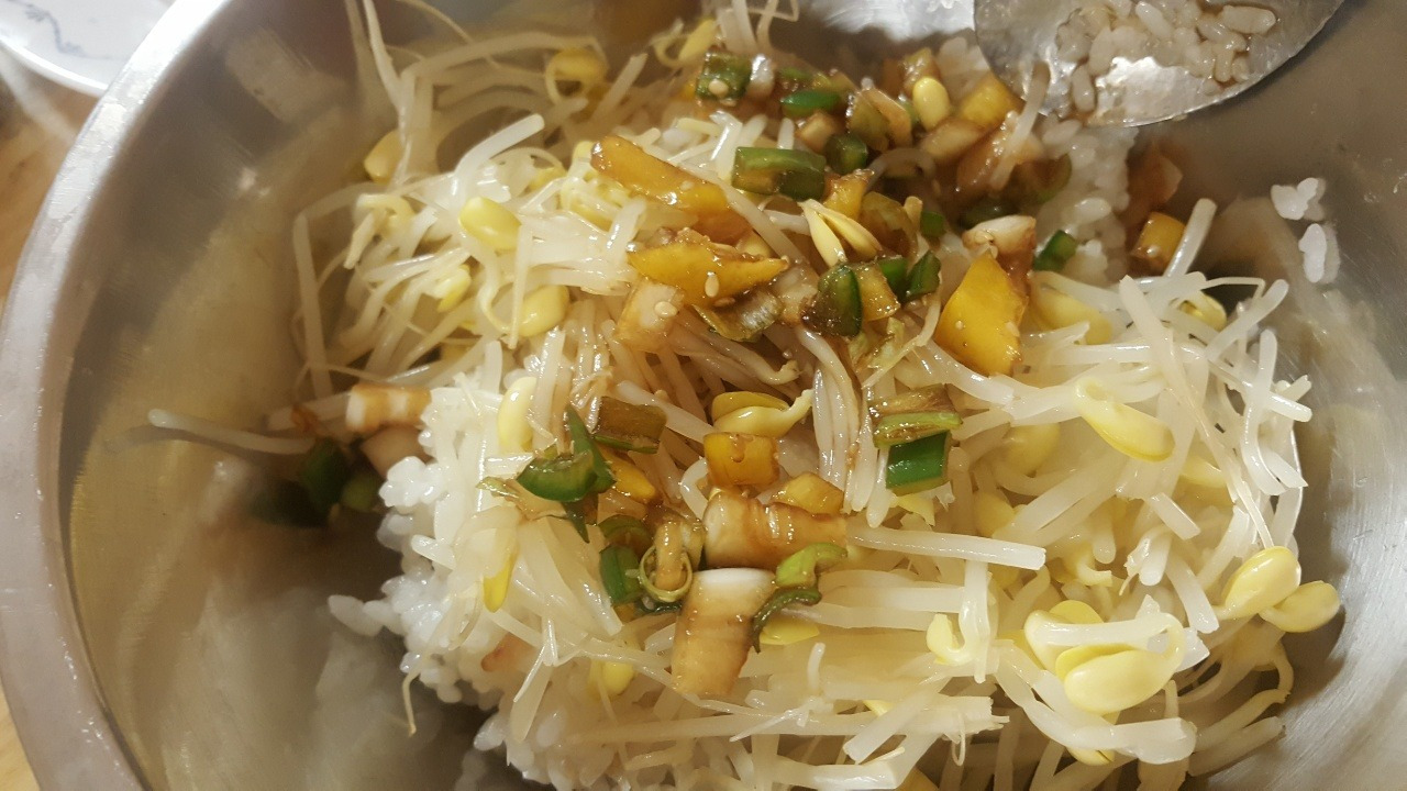 355. 콩나물무밥.jpg