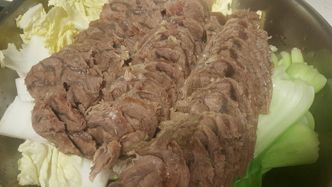 302. 아롱사태전골.jpg