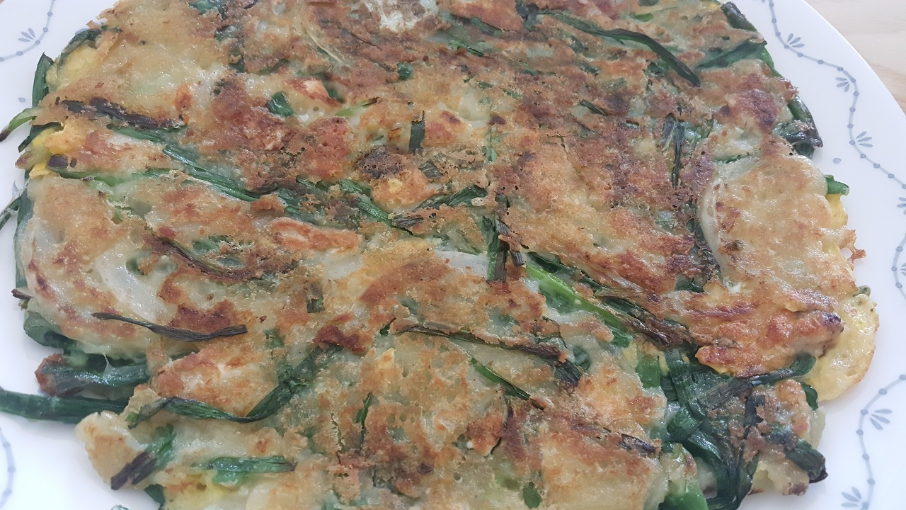 82. 해물부추전.jpg