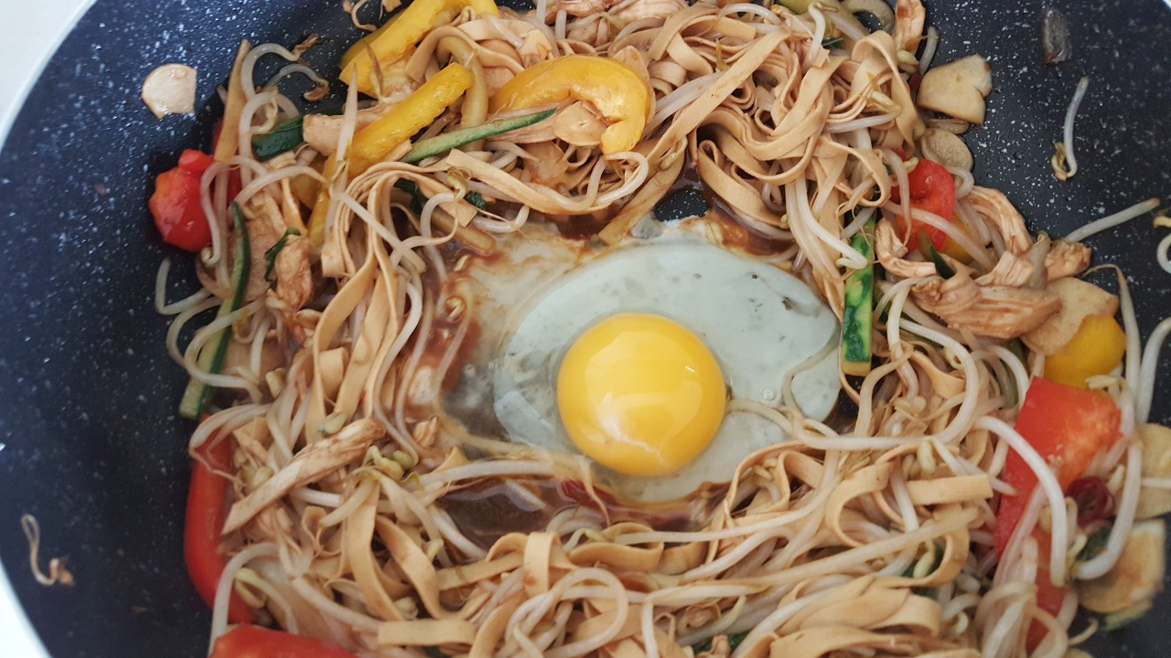 170. 굴소스숙주두부면볶음.jpg