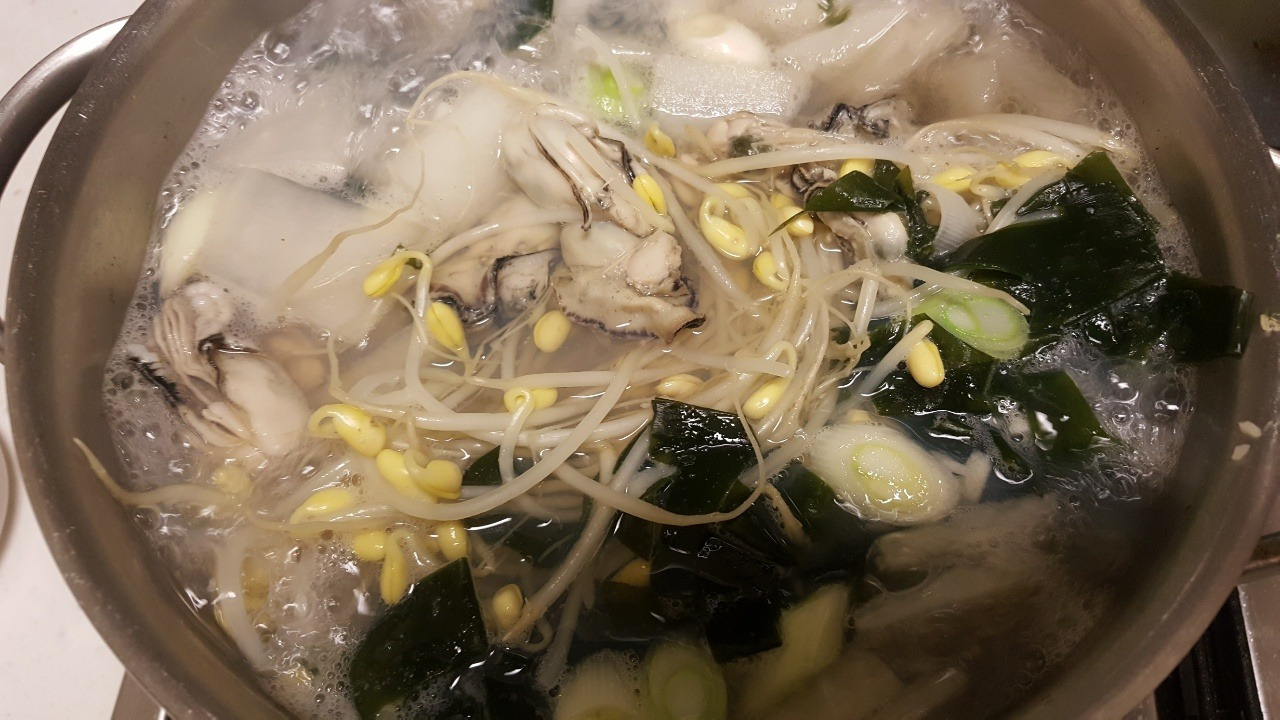 359. 굴국밥.jpg