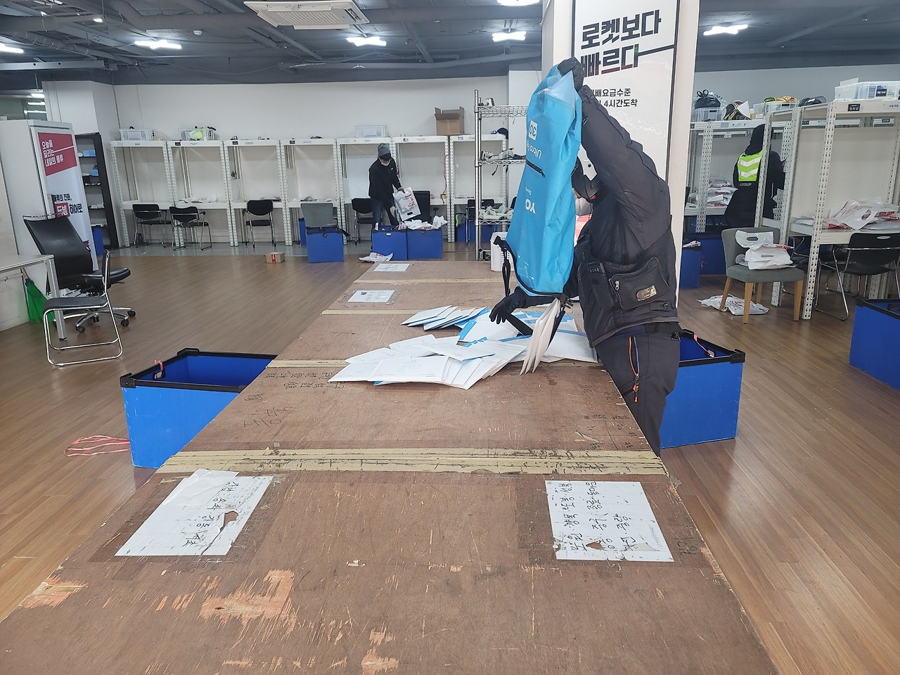 TYKAvDUnKOdvoUEy_guiBLCrDHQ