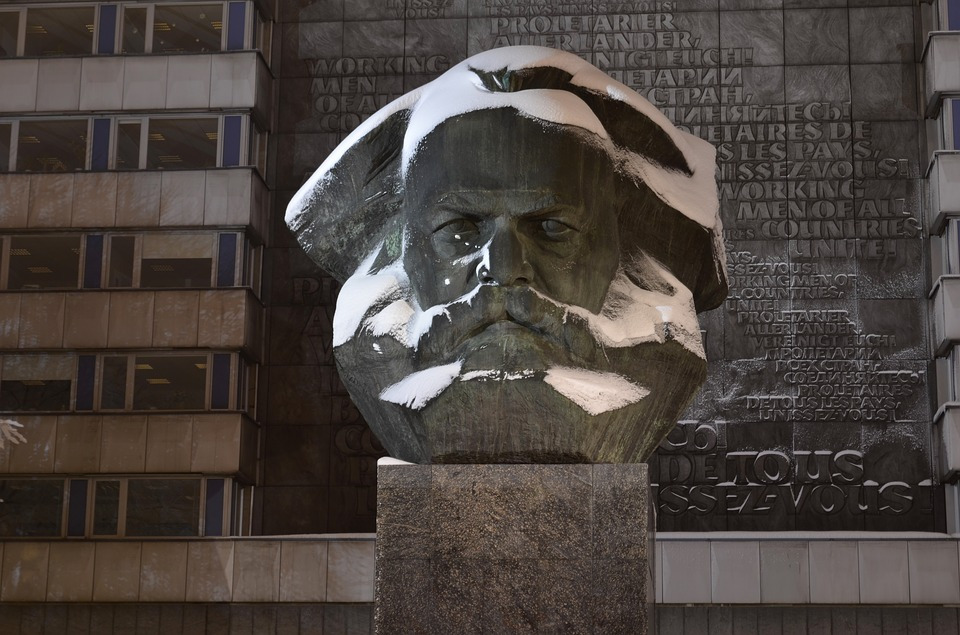 karl-marx-3937348_960_720.jpg