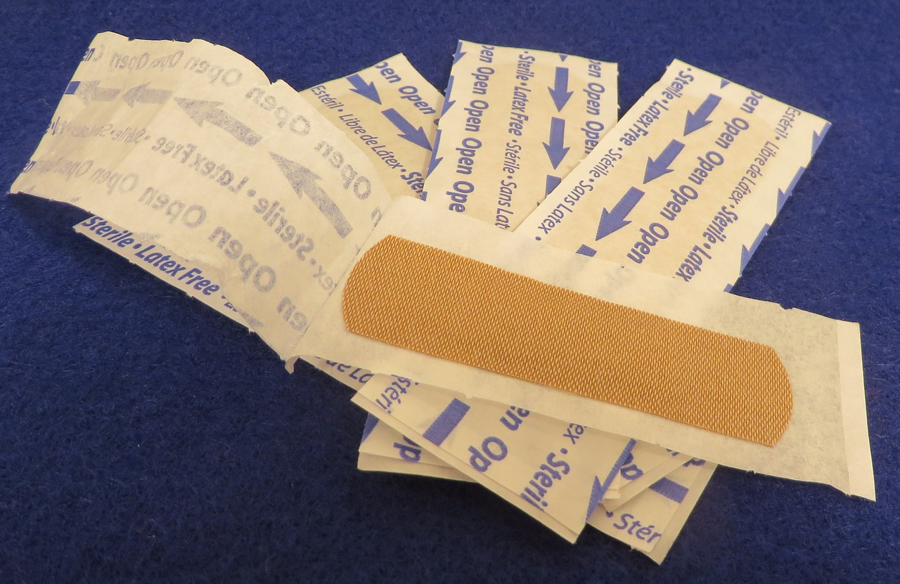 bandages-908873_1280.jpg