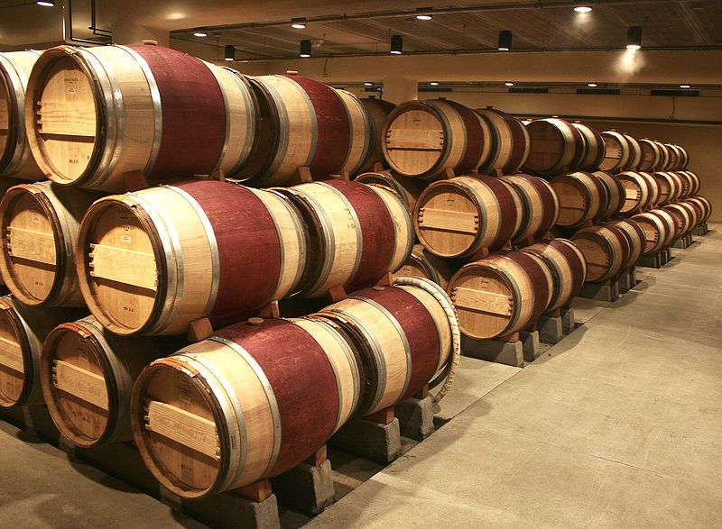 800px-Wine_Barrels.jpg