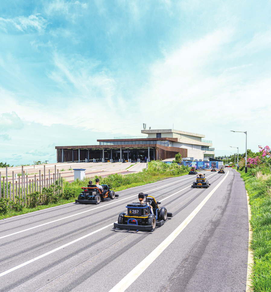 J-CONNECT Vol.27 2023년 가을호(펼침)_-020.jpg