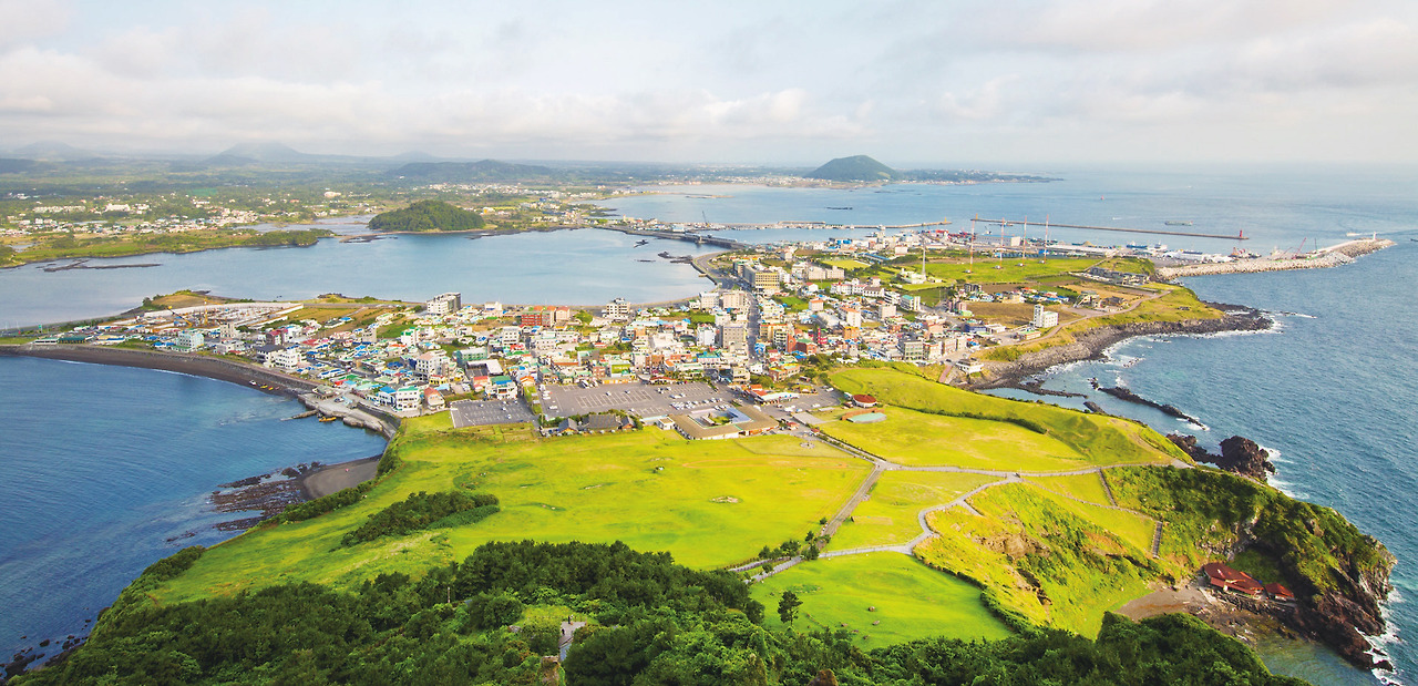 [PDF] 제주창조경제혁신센터_매거진 〈J-Connect〉 2023년 여름호_-042.jpg