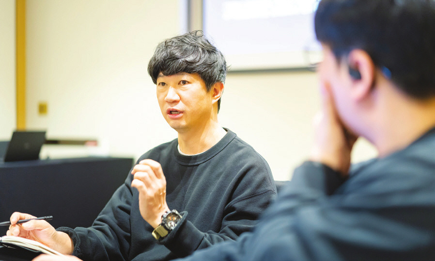 J-CONNECT Vol.28 2023-2024년 겨울호(펼침)_-066.jpg