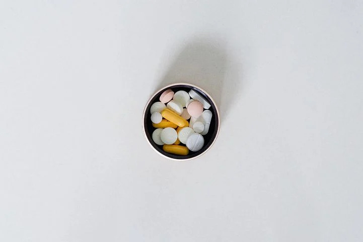 medicines-4709026__480.jpg