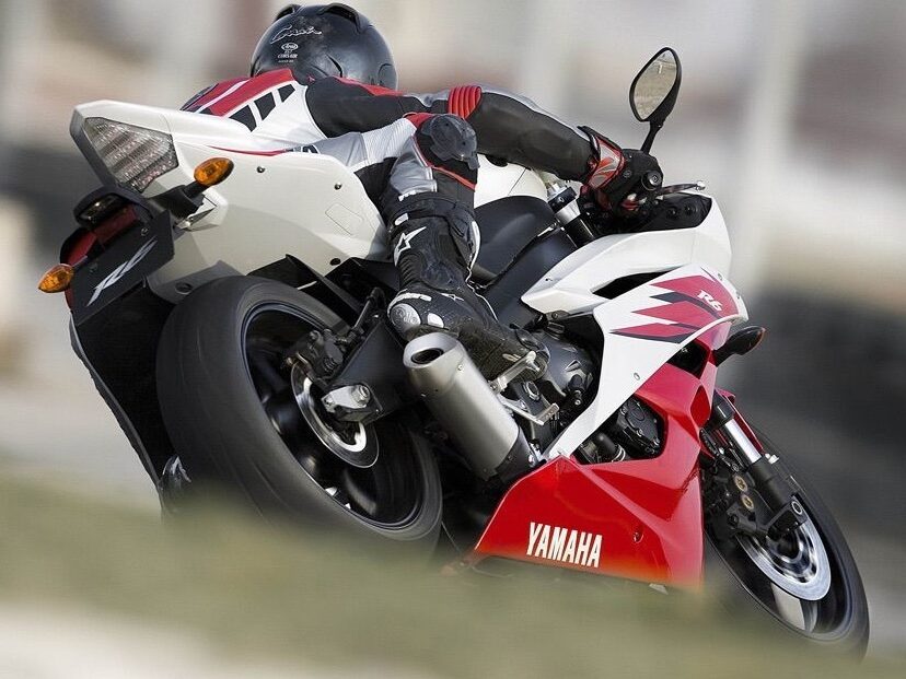 yamaha-yzf-r6-2006-2016-3-e1726072445384.jpg
