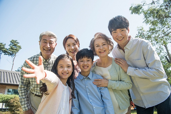 우리는 가족.jpg