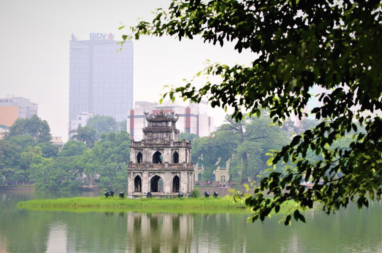 hanoi-3609871_1920.jpg