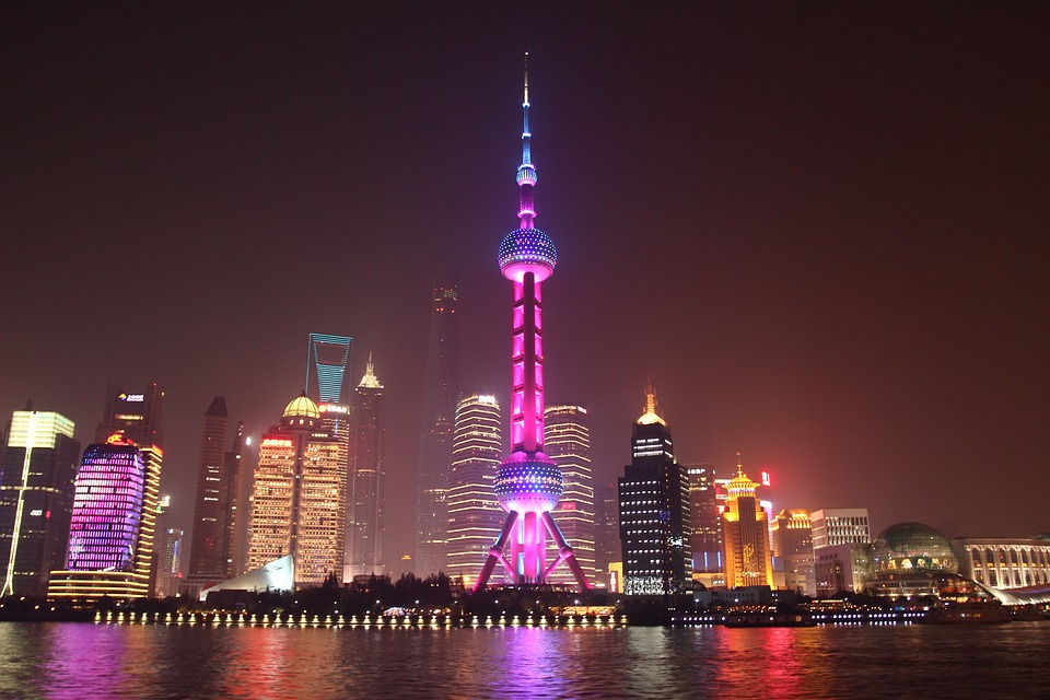 shanghai-bund-night-1213148_960_720.jpg
