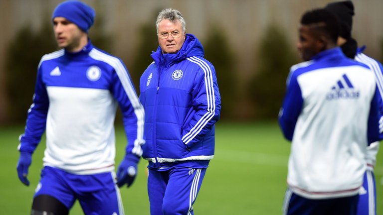guus-hiddink-chelsea_3391620.jpg