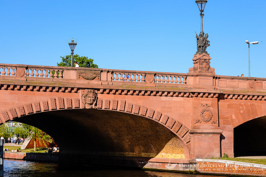 Germany-Berlin-Moltkebrucke-0074.jpg