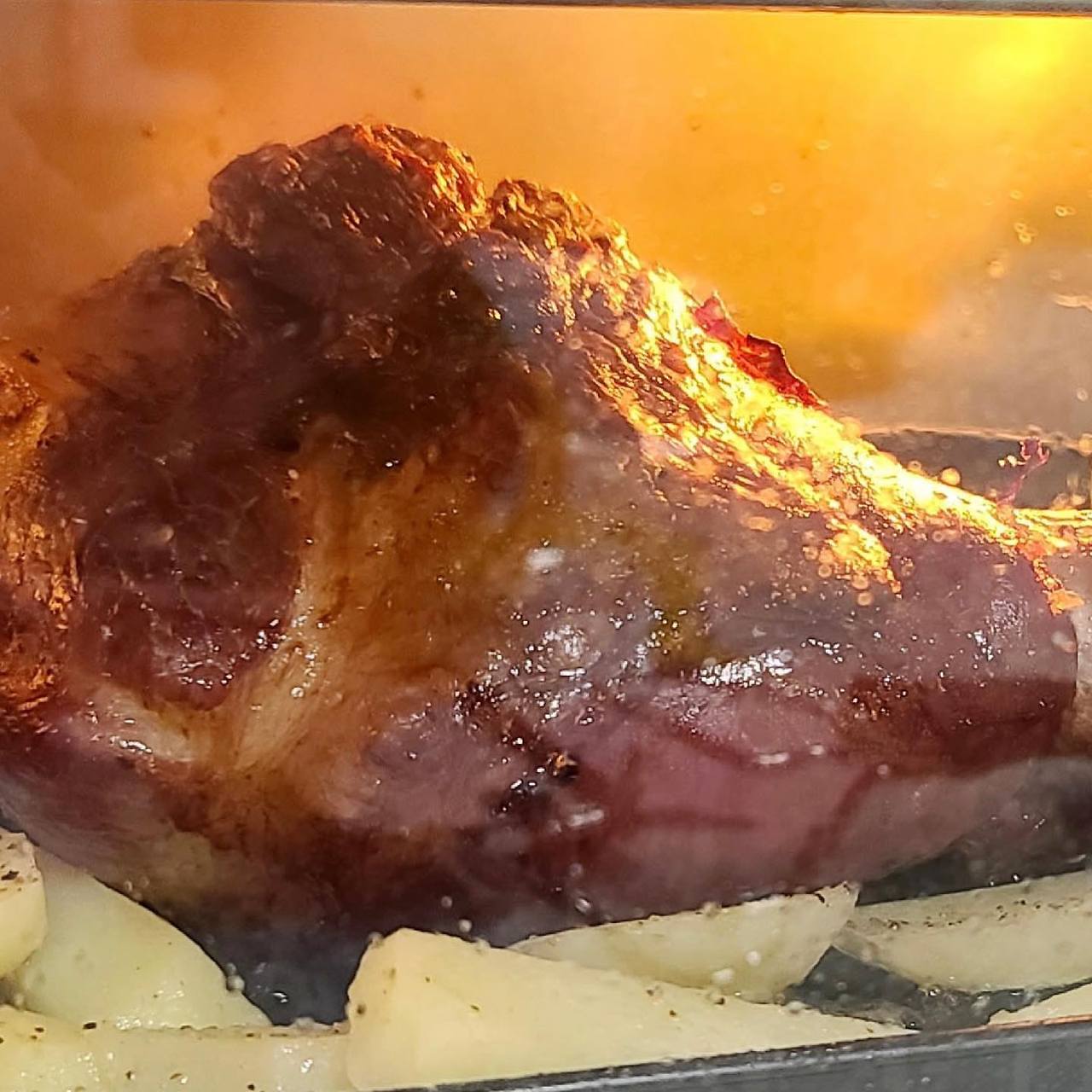 Schweinshaxe1.jpg