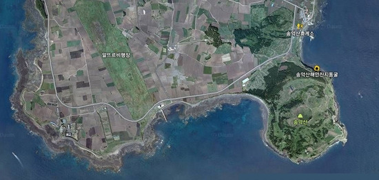 알뜨르 비행장 06 위성사진.jpg