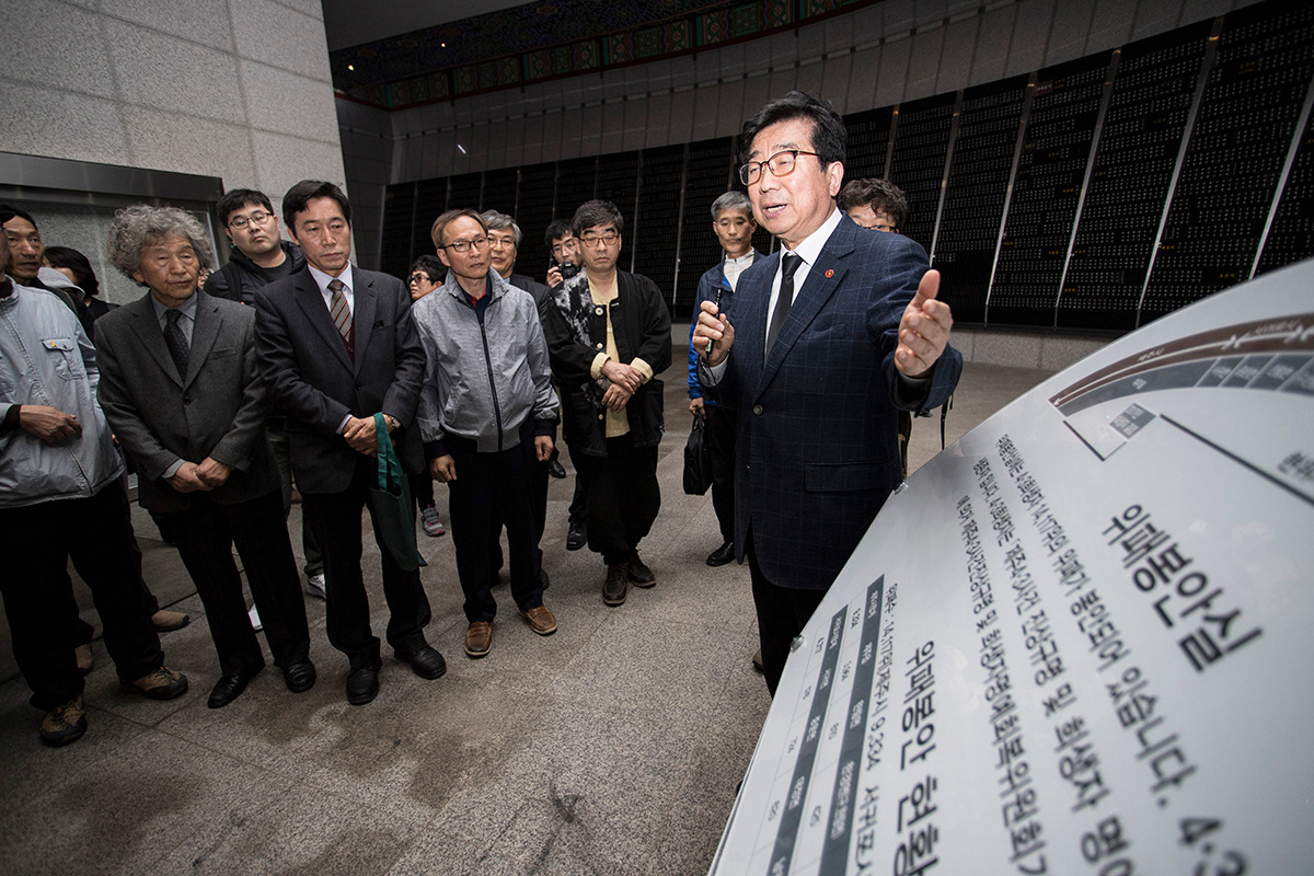 NCCK 평화기행 02 양조훈 제주4.3평화재단 이사장.jpg