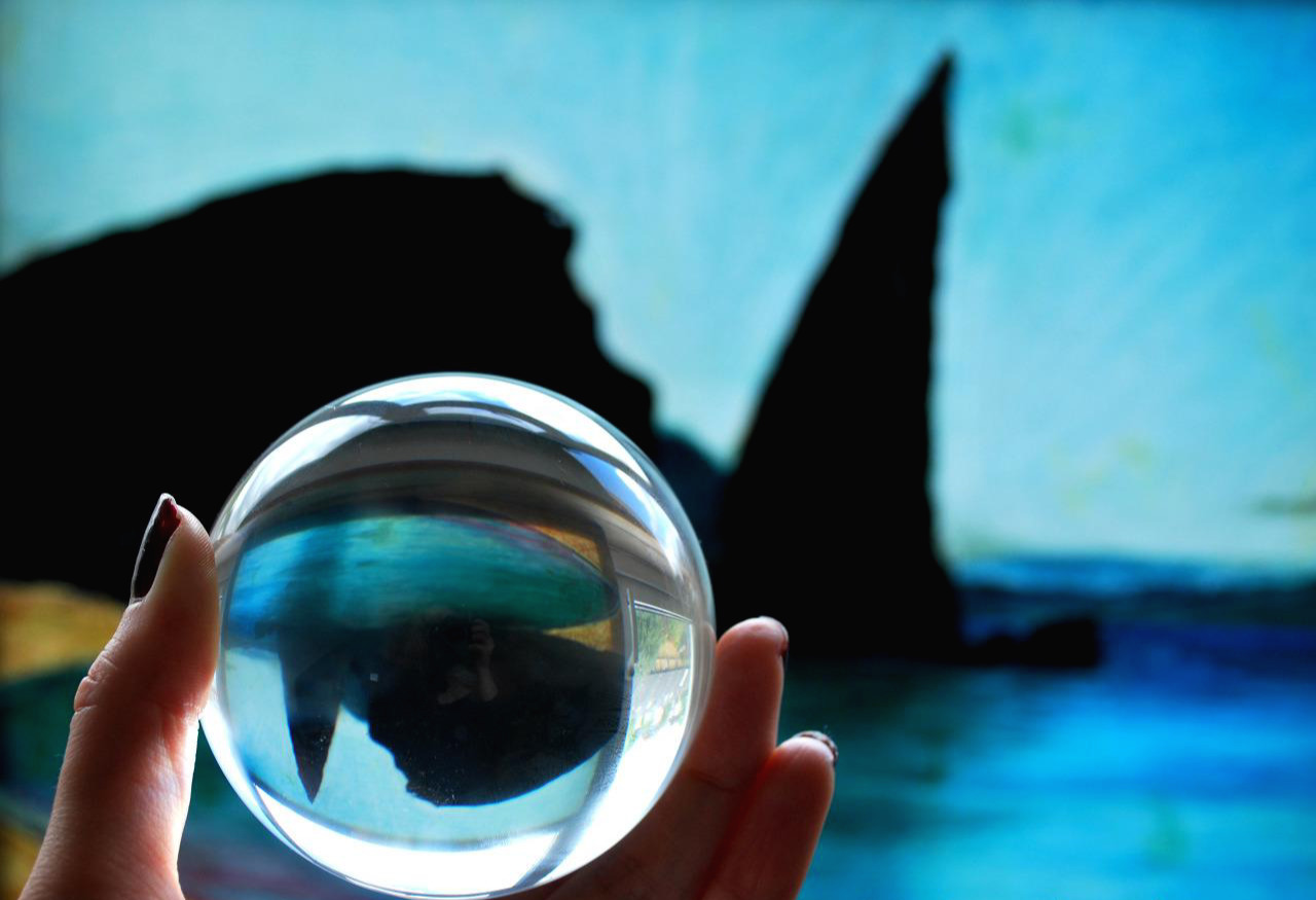painting_self_reflection_crystal_ball.jpg