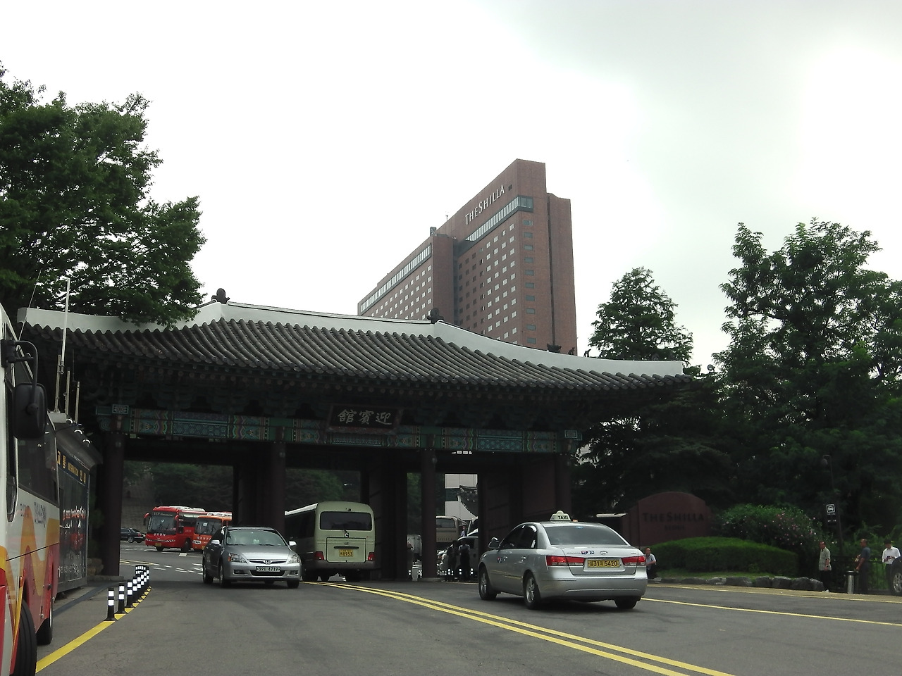 싱라호텔 흥화문.jpg