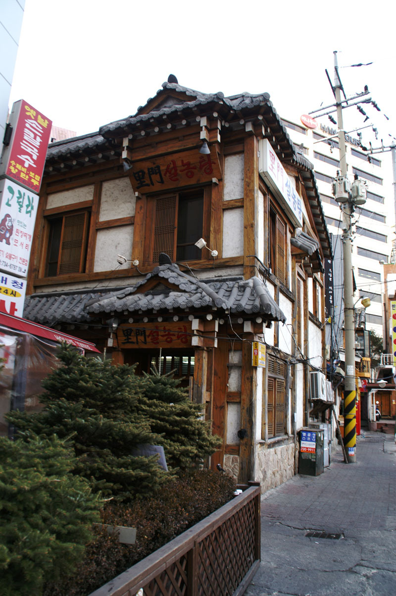 이문설렁탕 01.jpg