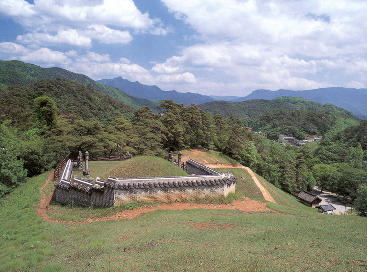 영월 장릉 00 장릉전경.jpg