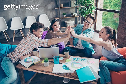 4. 업무에서도 동성들끼리만~.jpg