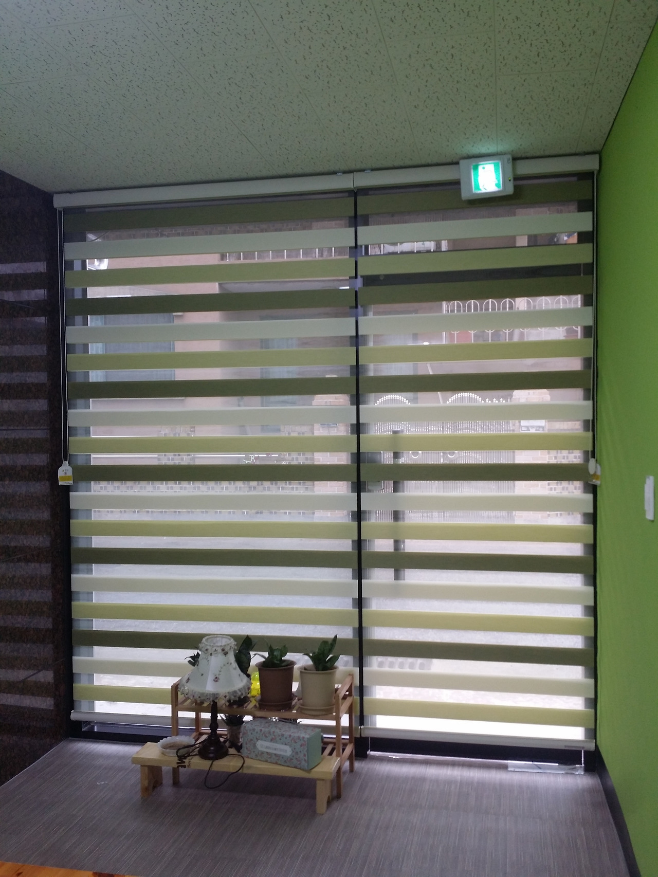 4. 블라인드 사진.jpg