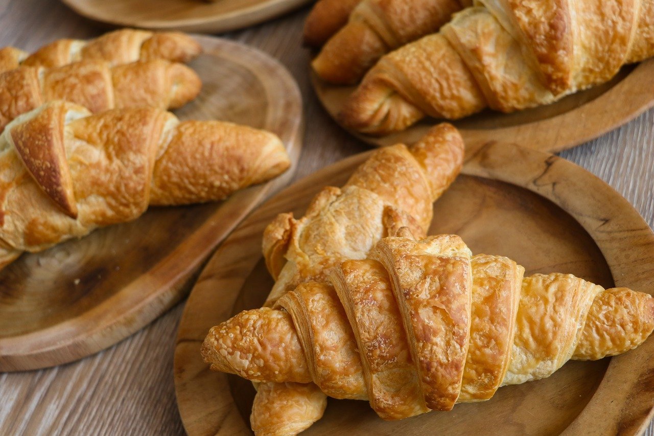 croissants-3652582_1280.jpg