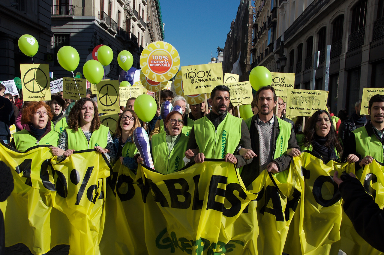 Greenpeace_Climate_March_2015_Madrid.jpg