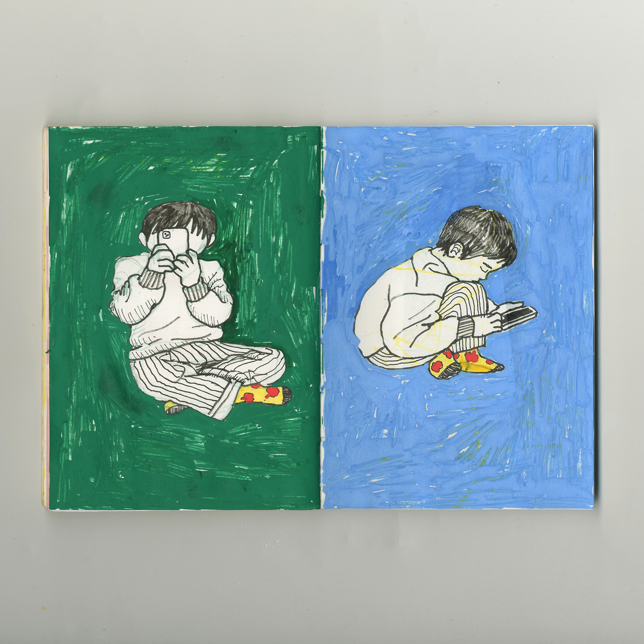 2026-0115-핸드폰가지고 놀기.jpg